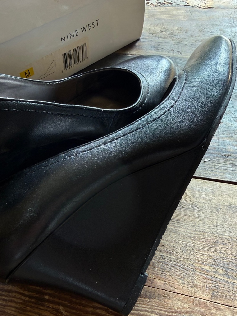 NWT Nine West Kosta Black Leather Wedge Pumps size 8.5
